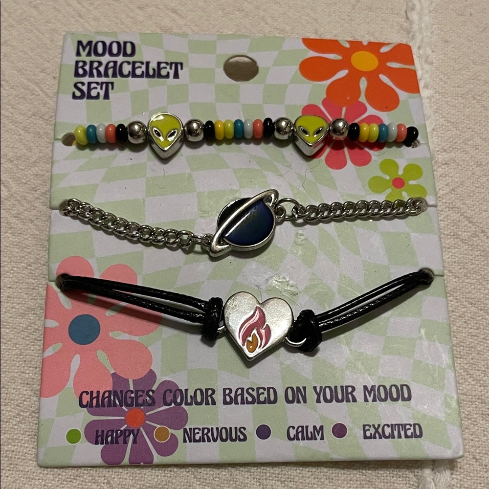 Mood Bracelet Set with Alien and Planet Charms